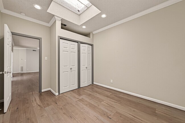 Building Photo - 4024 Breakwood Dr