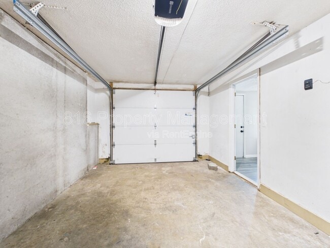 Building Photo - 3102 Eaton St