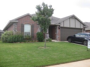Building Photo - Beautiful 3 Bedroom Home With An In-Ground Storm Shelter!!!