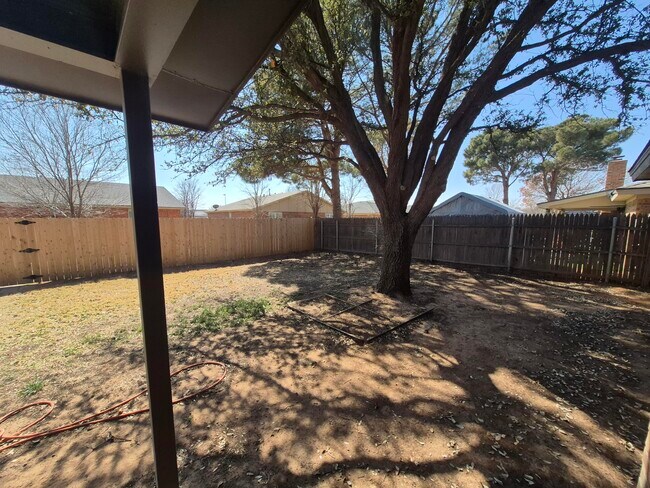 Building Photo - 5209 95th St