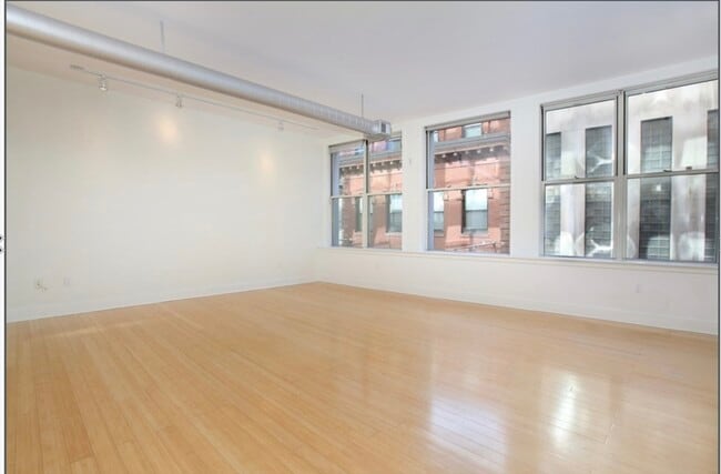 Building Photo - 43 Winter St