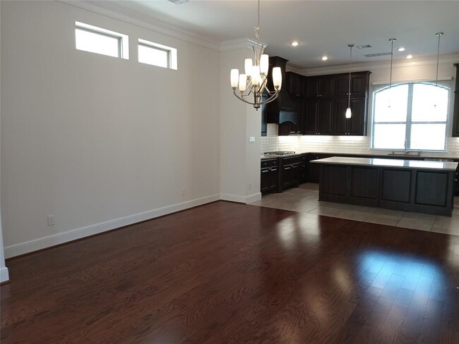 Building Photo - 3611 Somerset York Ln