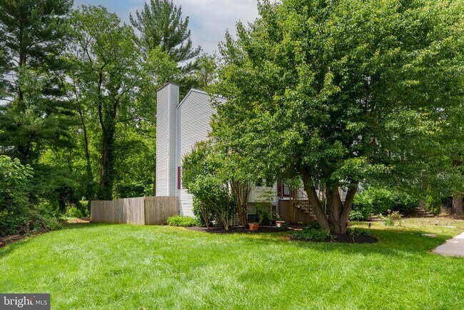 Building Photo - 9515 Quarry Bridge Ct