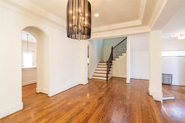 Building Photo - 4233 Childress St