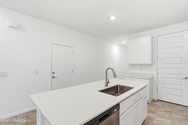Building Photo - 8774 S Cir. Generoso