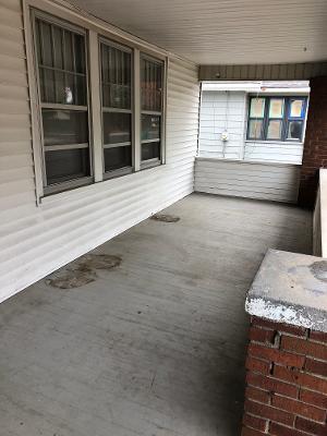 Building Photo - 2300 W Rohmann Ave
