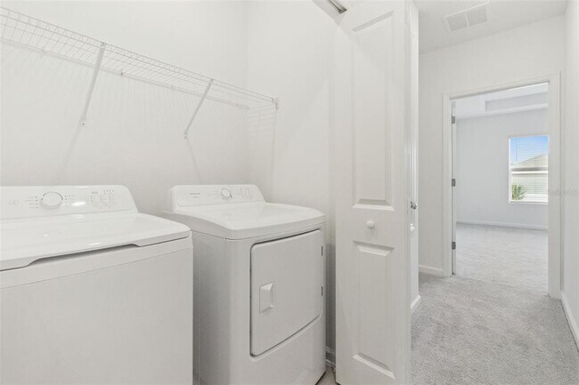 Building Photo - 2701 Skyline Lp