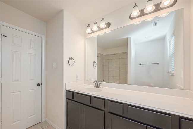 Building Photo - 13206 Versace Dr