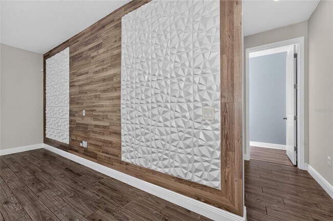 Building Photo - 3207 Palatka St