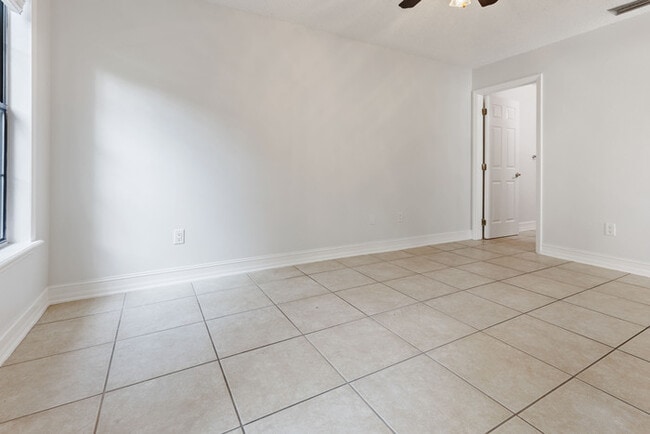 Building Photo - 5236 Treetops Dr
