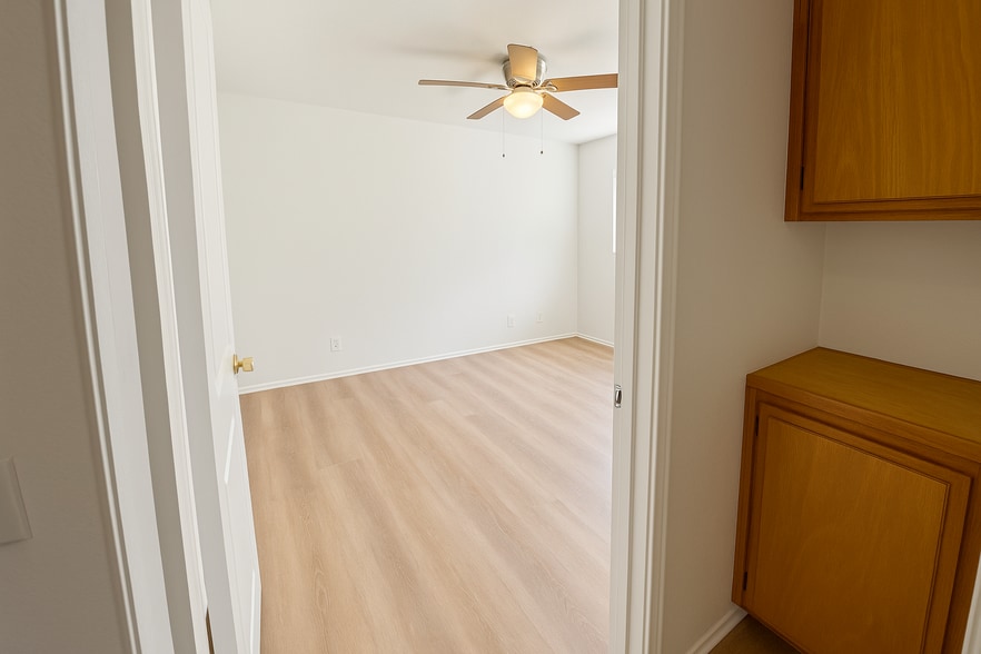 Building Photo - 39216 San Francisquito Canyon Rd