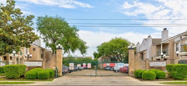 Building Photo - 14600 Fonmeadow Dr