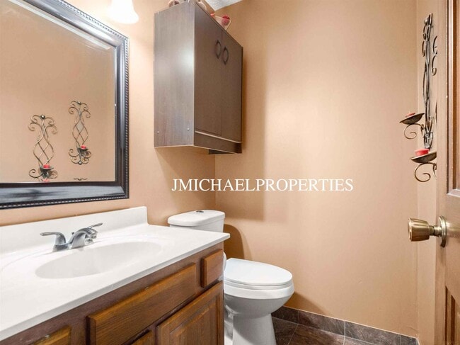 Building Photo - 9034 Dunmore Ln