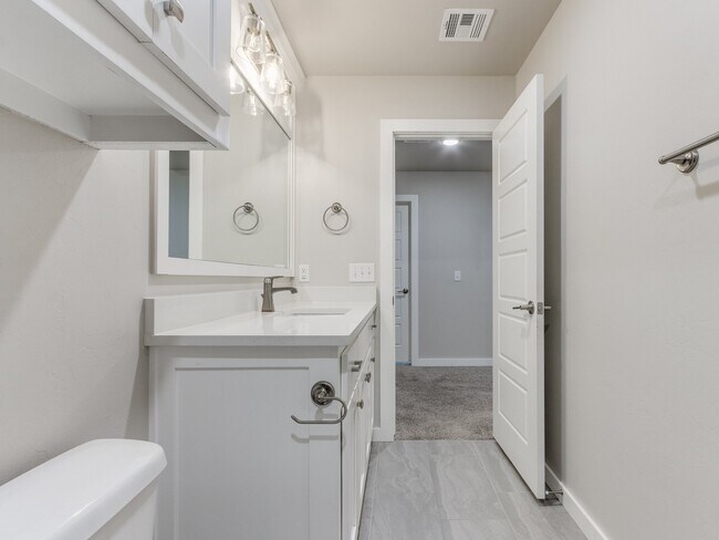 Building Photo - 6271 NW 178th Cir