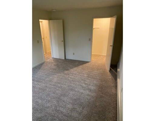 Building Photo - 617 Broad St