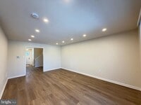 Building Photo - 203 Jonathan Dr