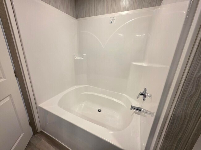 Building Photo - 175 N Michigan Ave