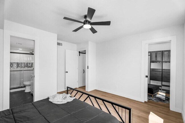 Building Photo - 14635 N 37th Pl
