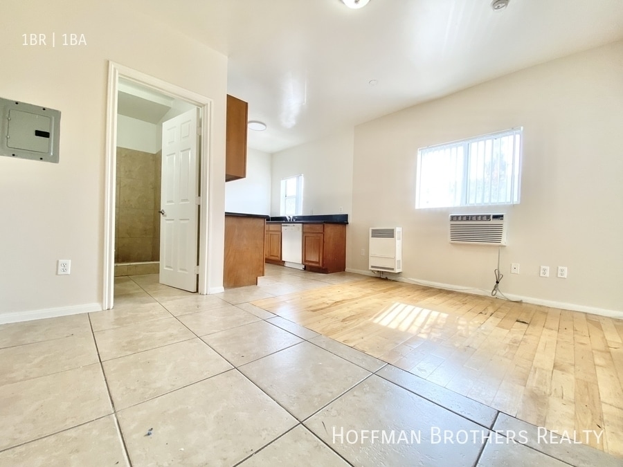 Building Photo - 758 S Carondelet St