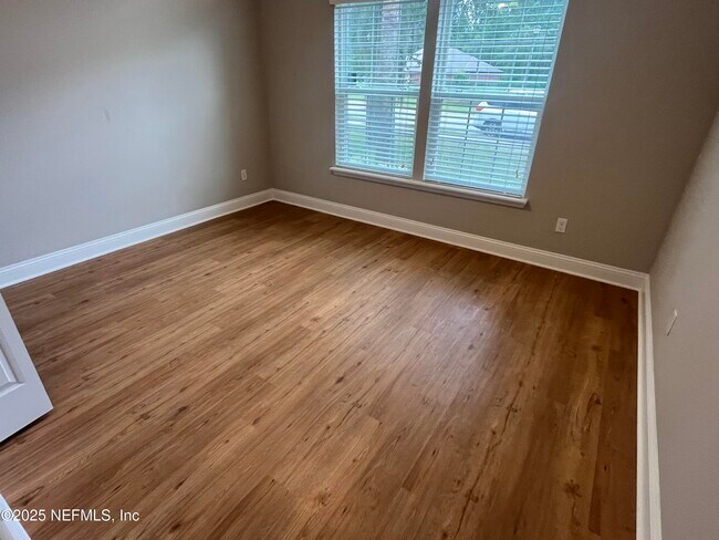 Building Photo - 2597 Cody Dr