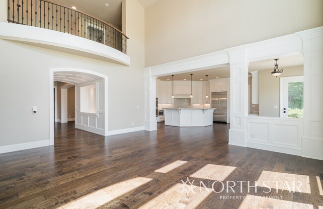 Building Photo - Executive Custom Home with River View on Acreage in West Linn