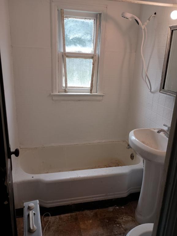 Building Photo - 861 Glenwood Ave