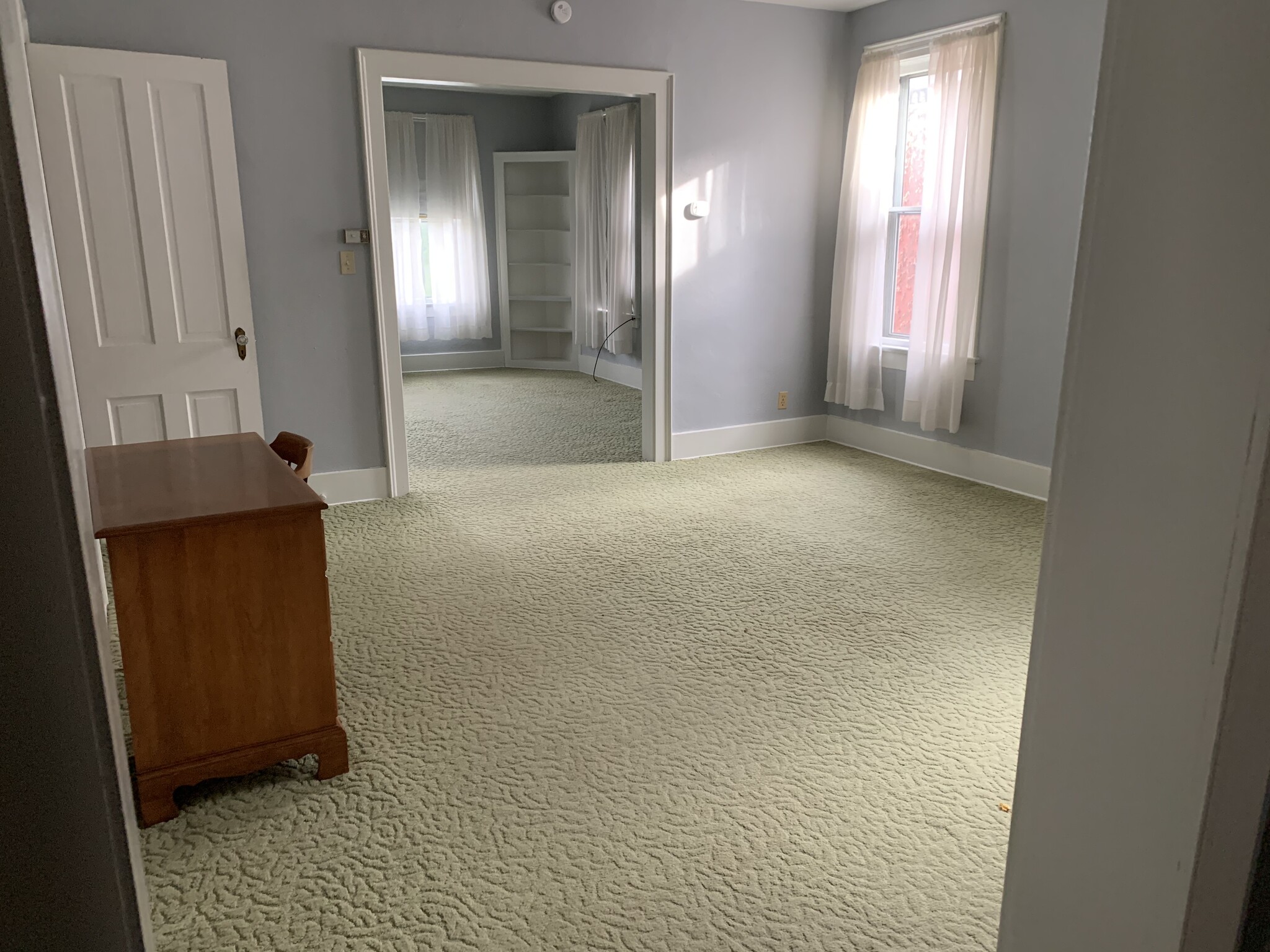 Building Photo - 223 Main St