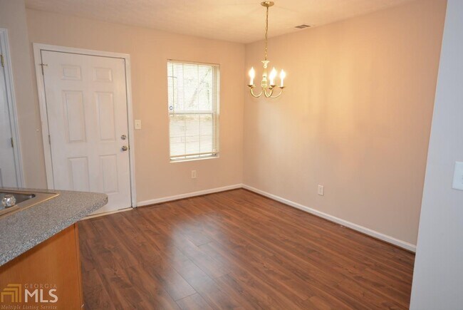 Building Photo - 1525 Eastern Sunrise Ln