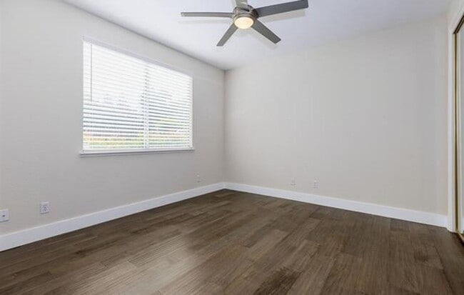 Building Photo - Private and Sizable 4BD/3BA Single Story Home in Livermore South, Easy Commute to 580 & 84!