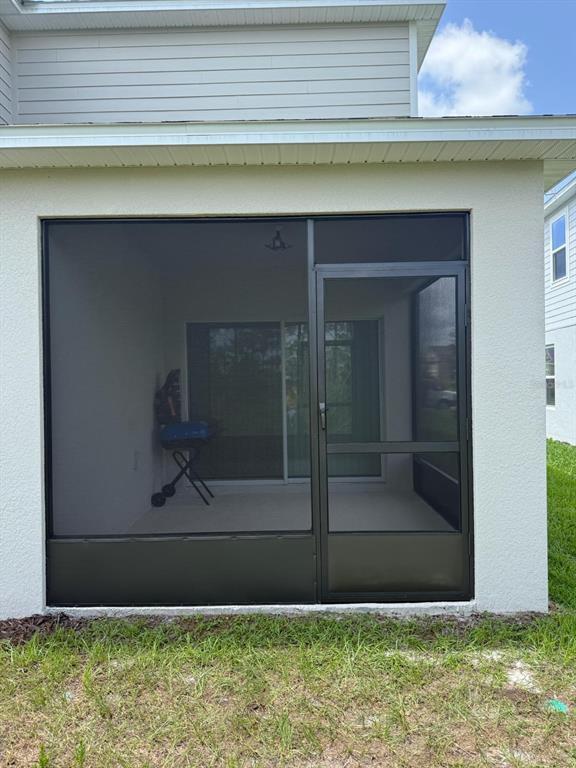 Building Photo - 424 Wayland Dr