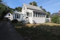 Building Photo - 844 Washington St