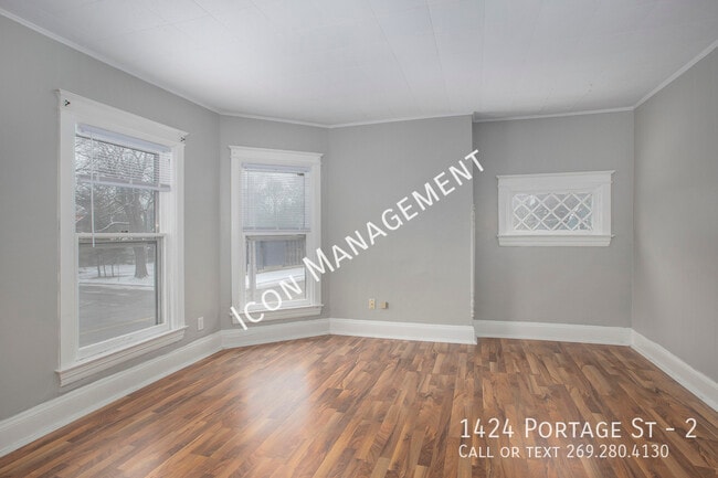Building Photo - 1424 Portage Street