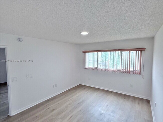 Building Photo - 12650 SW 15th St