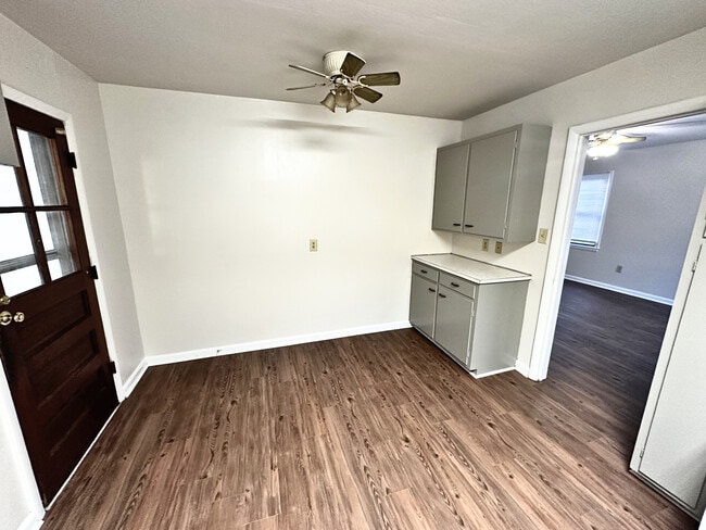 Building Photo - 125 Rosewood Dr