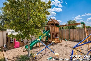 Building Photo - 6122 Underwood Way