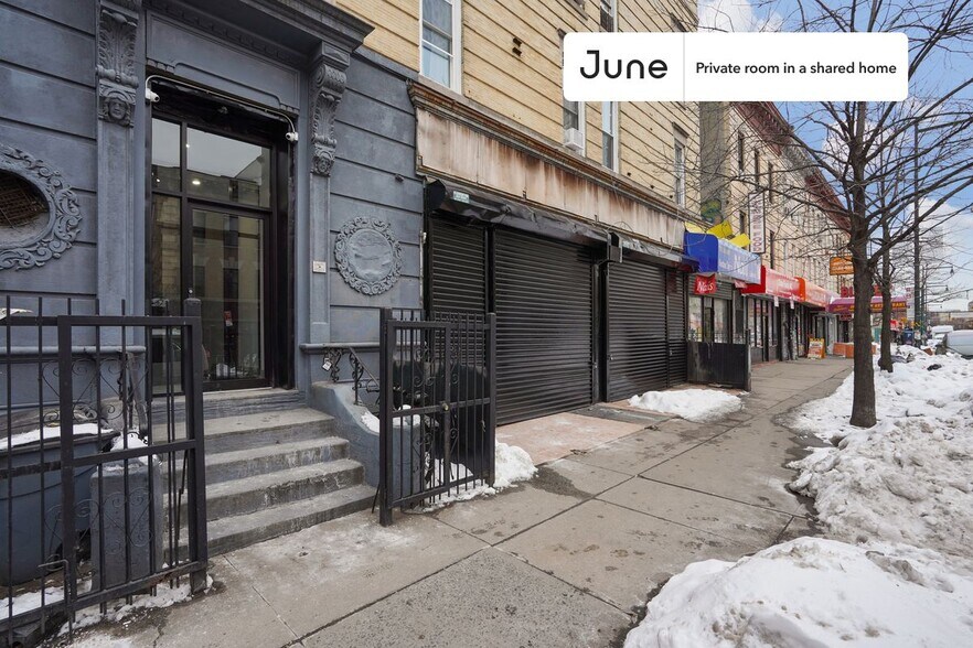 Building Photo - Room in Shared 4 bed/1 bath home in Prospect Lefferts Gardens