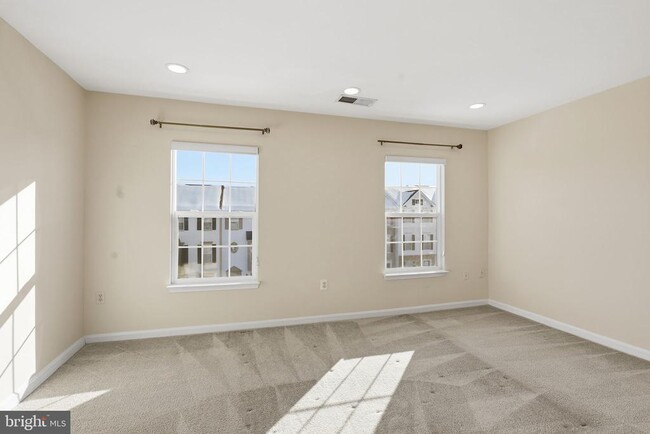 Building Photo - 12212 Densmore Ct