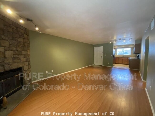 Building Photo - 226 Wright St