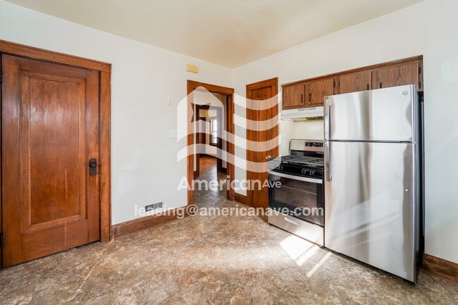 Building Photo - 4668 N 41st St