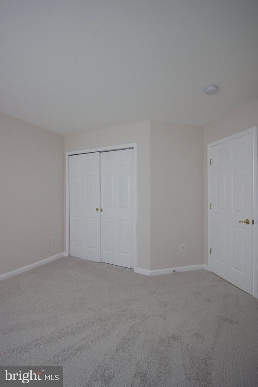 Building Photo - 46140 Cecil Terrace