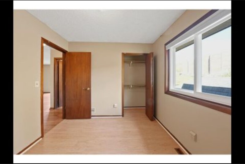 Building Photo - 1707 Hallmark Ave N