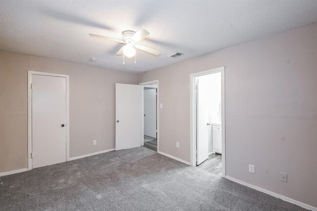 Building Photo - 3522 Stonham St