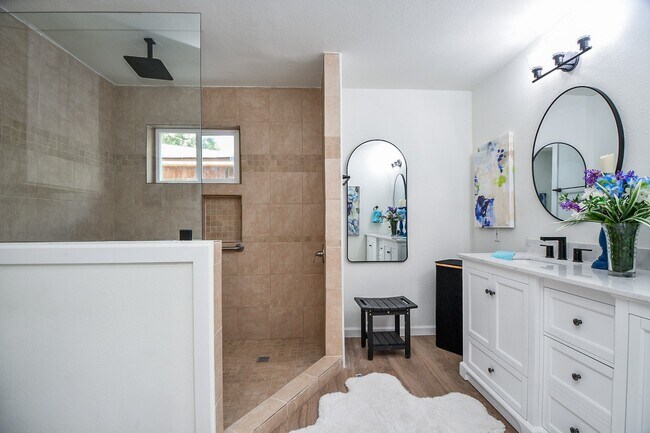 Building Photo - 23931 Pepperrell Pl St