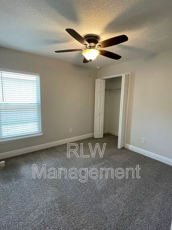 Building Photo - 528 E Citrus Ave