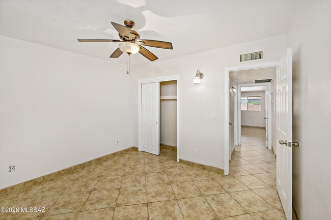 Building Photo - 3362 E Fort Lowell Rd