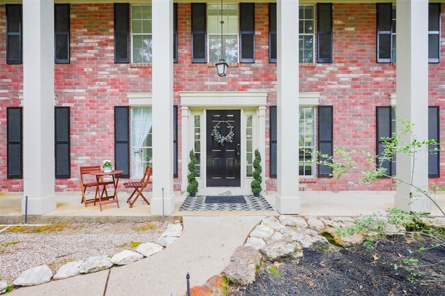 Building Photo - 86 Rockridge Dr
