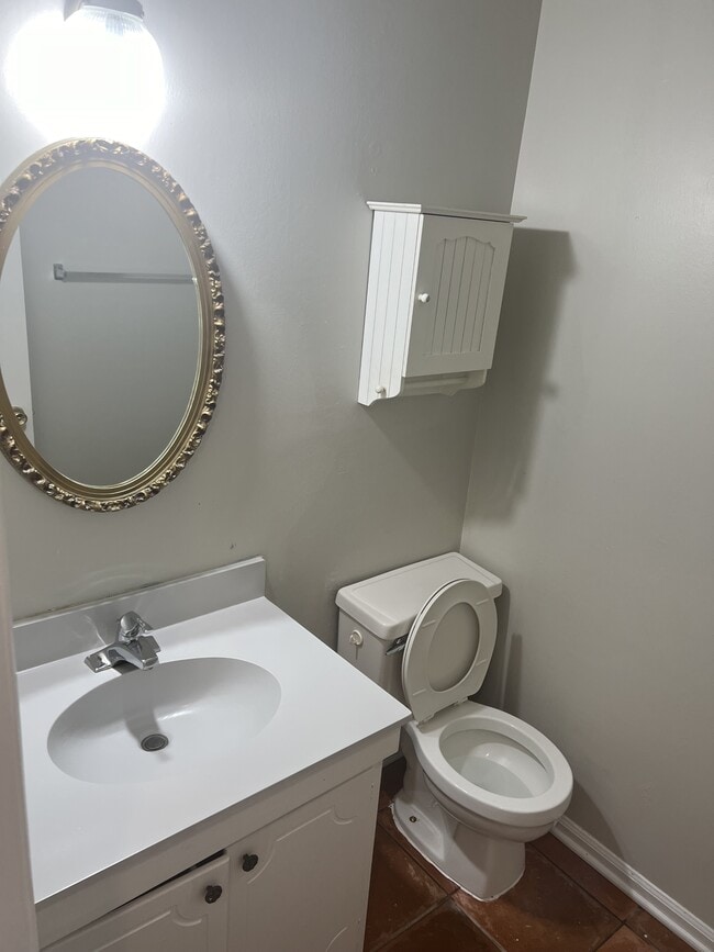 Building Photo - 201 Northpoint Ave