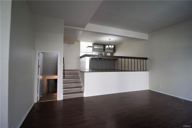 Building Photo - 6204 1/2 Shoup Avenue, Los Angeles, CA 91367 - 2 BR 3 BA townhouse
