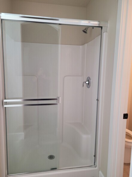 Building Photo - 3170 NE Coho St