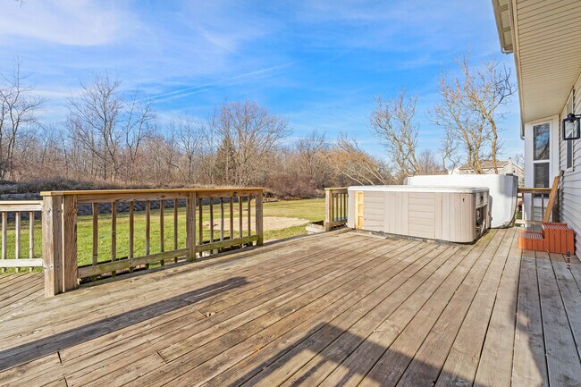 Building Photo - 32804 Bending Creek Road